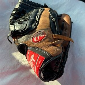 Rawlings D1200DB Premium Series 12-inch all leather right handed baseball glove